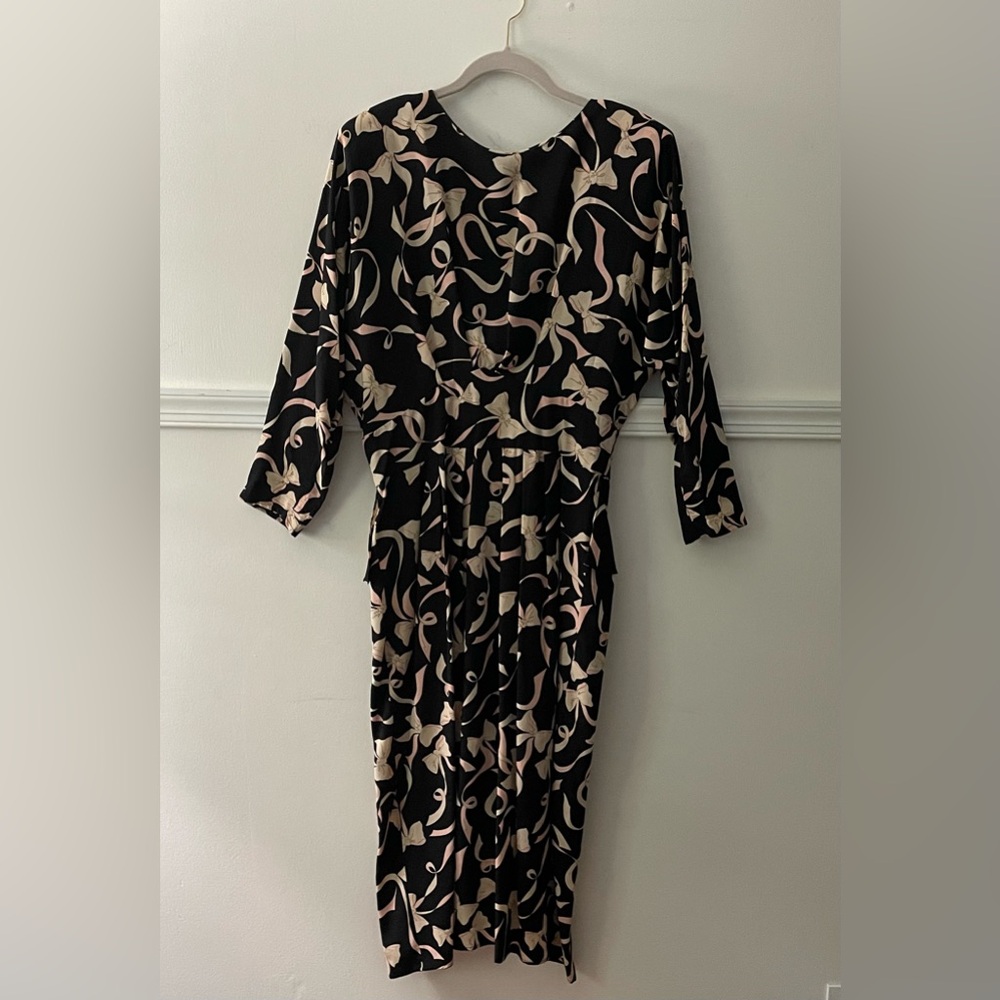 Elegant Black and Cream Patterned Dress